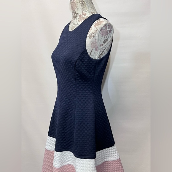ELIZA J  Navy‎ and pink color block sleeveless dress size 6 - Picture 5 of 15